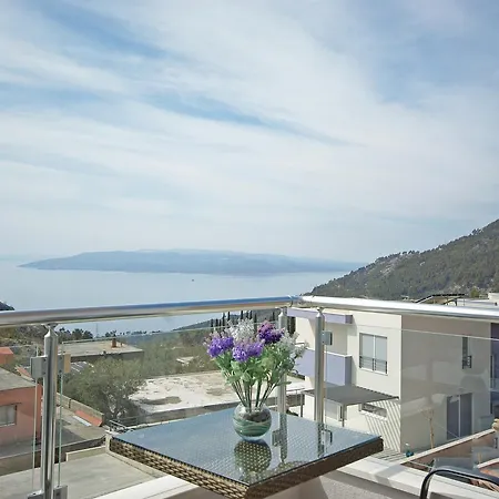 Tonny Villa Baška Voda